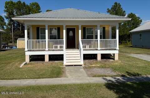 715 Union Street, Bay Saint Louis, MS 39520