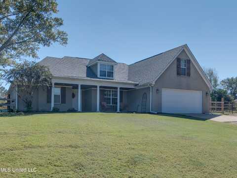 138 Waverly Circle, Senatobia, MS 38668