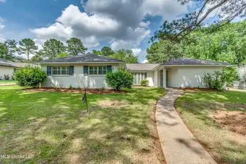 15 Cedar Cove, Brandon, MS 39042