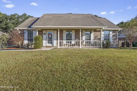 15612 Glen Drive, Biloxi, MS 39532