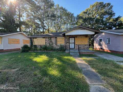 1317 Fernwood Drive, Jackson, MS 39213