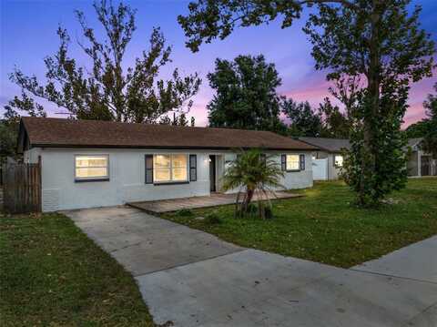 1527 ORMOND AVENUE, APOPKA, FL 32703