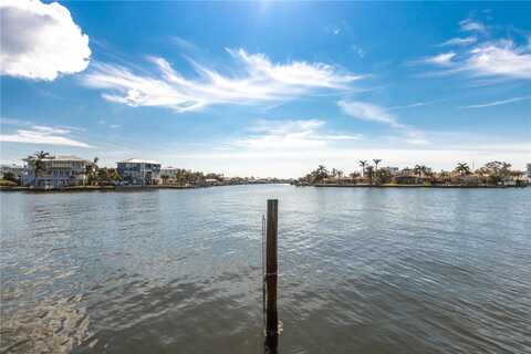 421 PALM ISLAND SE, CLEARWATER BEACH, FL 33767