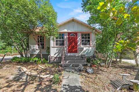 652 N TREMAIN STREET, MOUNT DORA, FL 32757