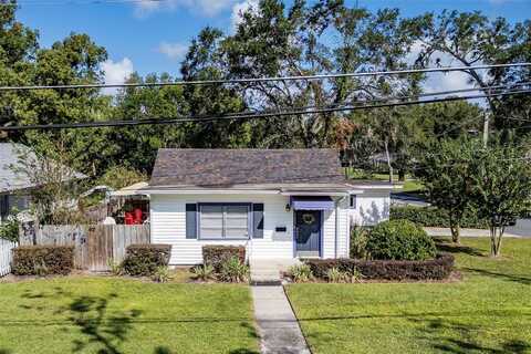 147 E 9TH AVENUE, MOUNT DORA, FL 32757