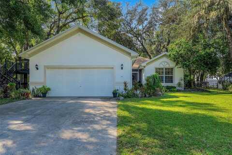 705 VILLAGE COURT, FRUITLAND PARK, FL 34731