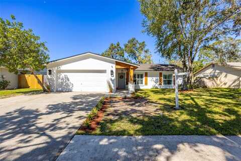 4927 PENNSBURY DRIVE, TAMPA, FL 33624