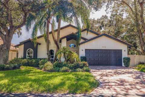 720 WHITE SAND DRIVE NE, Saint Petersburg, FL 33703