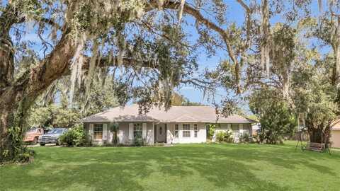 824 BERRYHILL CIRCLE, FRUITLAND PARK, FL 34731