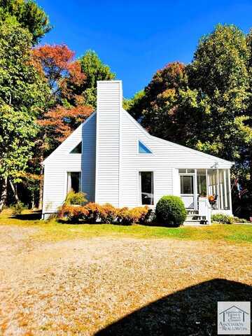 381 Creek Valley Rd, Stuart, VA 24171