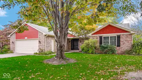 212 Hollowview Drive, Noblesville, IN 46060