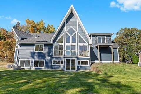 1459 Shoreline, Hartland, MI 48353