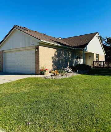 51250 Elly, New Baltimore, MI 48051