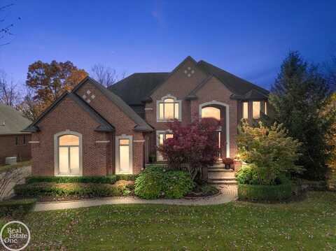 1540 Clear Creek, Rochester Hills, MI 48306