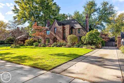 721 Balfour, Grosse Pointe Park, MI 48230