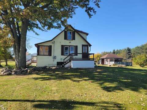 8191 Duquette, Yale, MI 48097