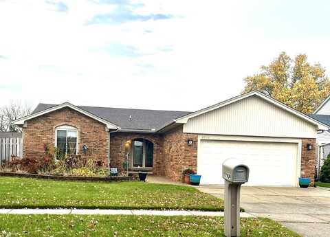 17904 Riverhill, Macomb, MI 48044