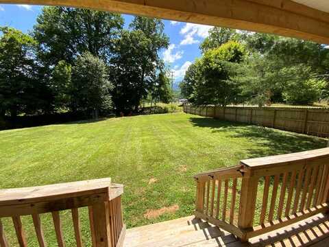 8 Lazy Bear Trail, ANDREWS, NC 28901