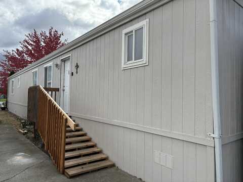 450 SW Roosevelt Street, Madras, OR 97741