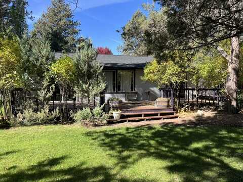 61338 Robin Hood Lane, Bend, OR 97702