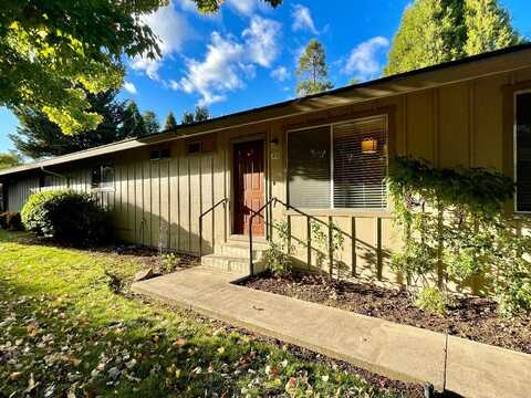 300 Shafer Lane, Jacksonville, OR 97530