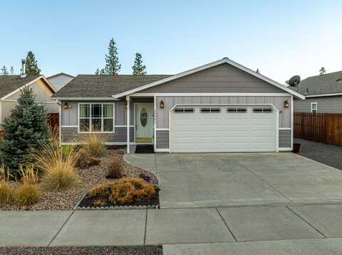 16491 Betty Drive, La Pine, OR 97739