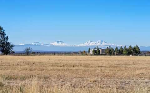 13902 SW Riggs Road, Powell Butte, OR 97753