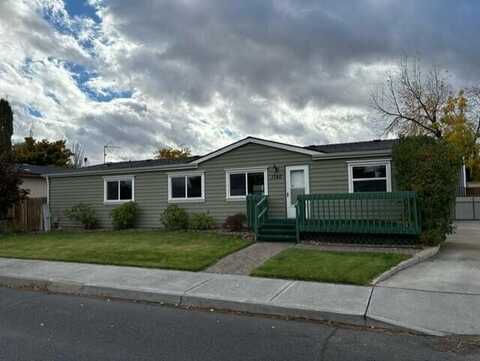 1740 NW Fir Avenue, Redmond, OR 97756