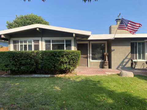 118 Gardenia DR, SALINAS, CA 93906