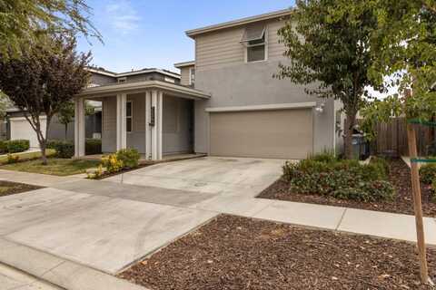 2336 Explorador DR, MERCED, CA 95340