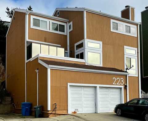 223 Winwood AVE, PACIFICA, CA 94044