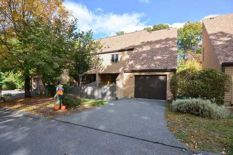 4 Clarendon Common, Franklin, MA 02038