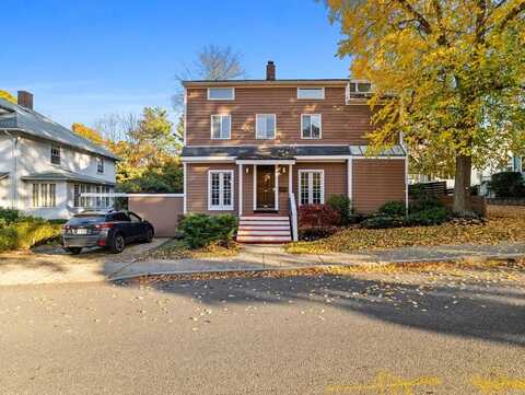 18 Cottage, Belmont, MA 02478