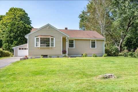 9 Lawrence Street, Medfield, MA 02052