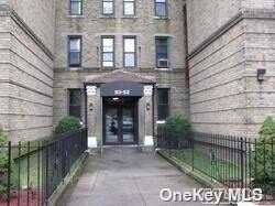 83-52 Talbot Street, Kew Gardens, NY 11415