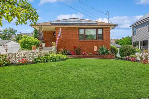 1340 Cayuga Avenue, North Bellmore, NY 11710