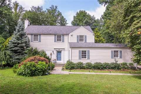 25 High Point Lane, Scarsdale, NY 10583