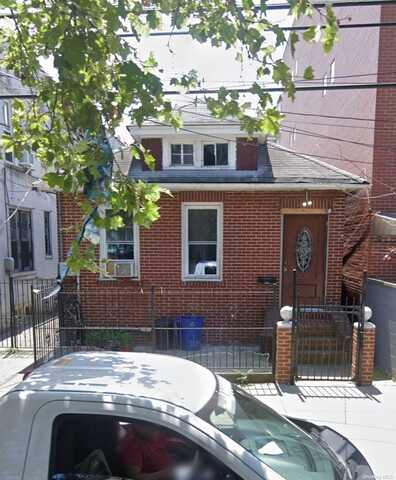 104-68 39th Avenue, Corona, NY 11368