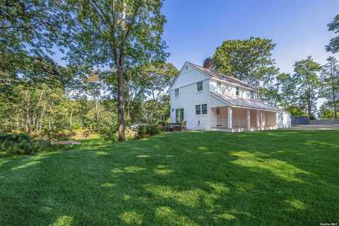 279 Stephen Hands Path, East Hampton, NY 11937