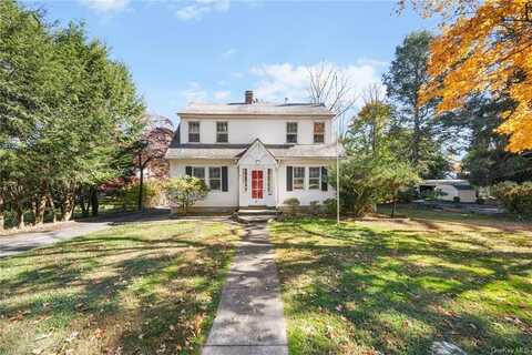 31 Sarles Lane, Pleasantville, NY 10570