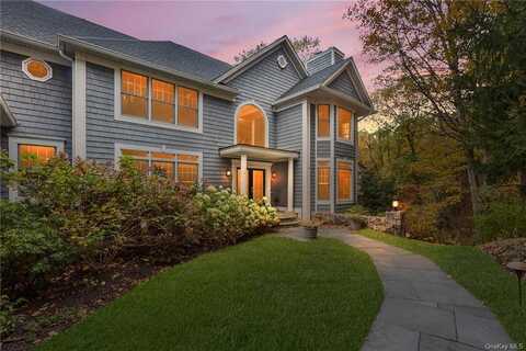 1515 Journeys End Road, Croton on Hudson, NY 10520