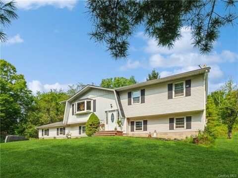 176 Ridge Road, Highland Mills, NY 10930