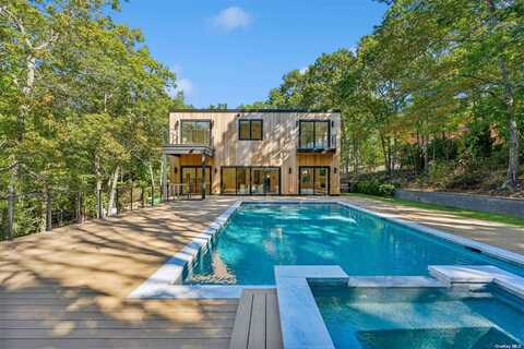 125 Laurel Valley Drive, Sag Harbor, NY 11963