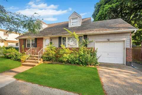 531 Central Avenue, Bethpage, NY 11714