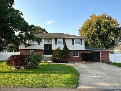 1546 3rd Street, West Babylon, NY 11704