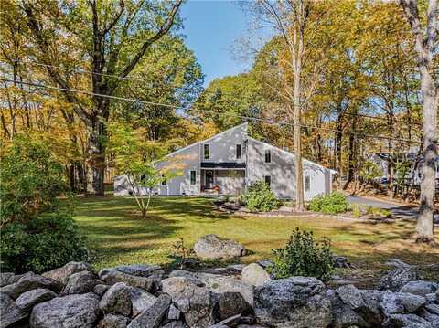 186 White Pond Road, Stormville, NY 12582