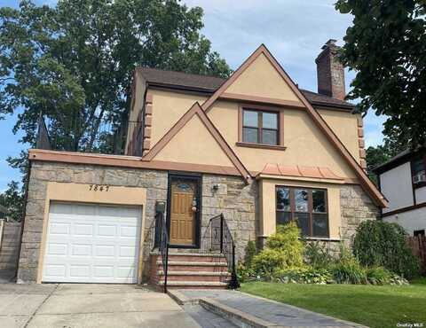 78-47 222nd Street, Hollis Hills, NY 11364