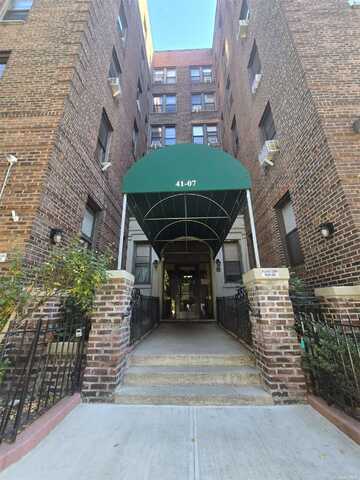 41-07 42nd Street, Sunnyside, NY 11104