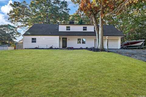 22 Shearwater Way, Centereach, NY 11720