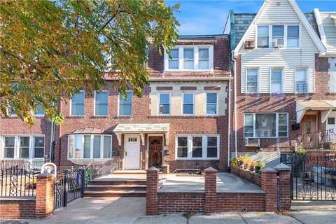 20-47 33rd Street, Astoria, NY 11105